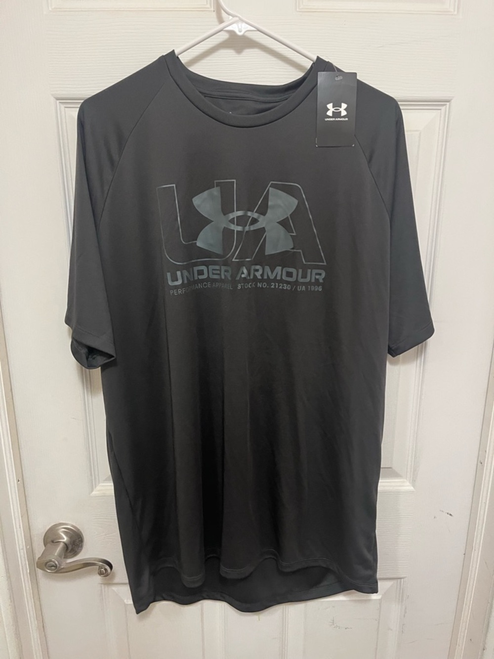 Under Armour Men’s Dark Gray Short-Sleeve Logo Tee XL NEW WITH TAGS